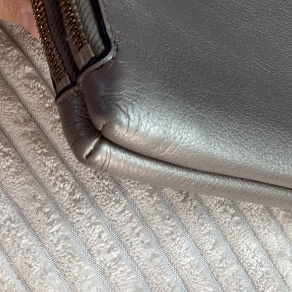 Coach Champagne leather double wristlet. - Picture 8 of 17